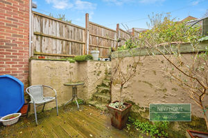 Photo 13- click for photo gallery